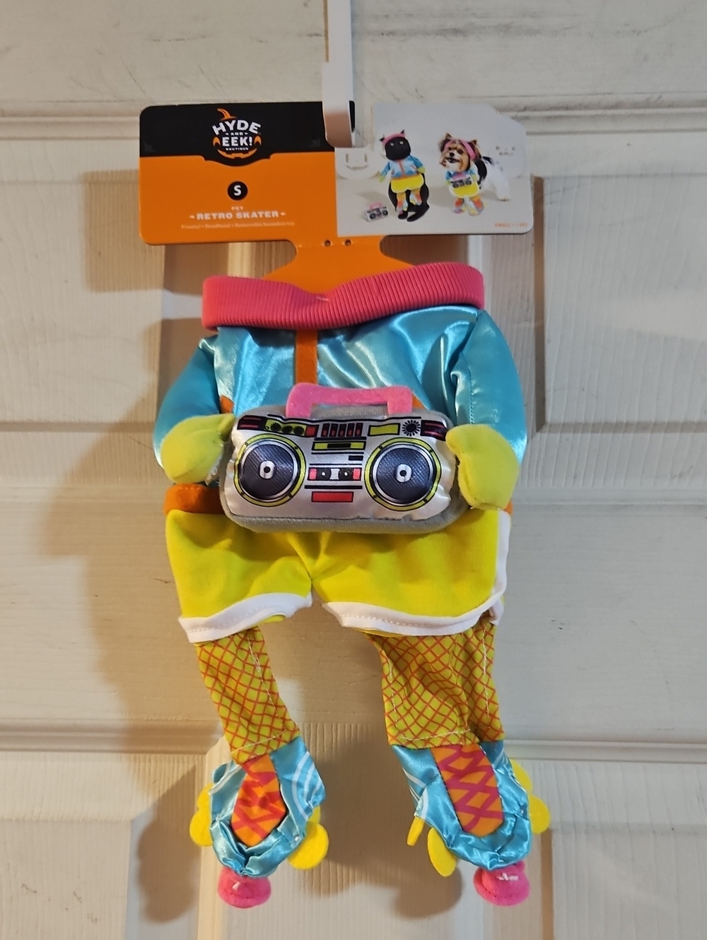 HIDE AND EEK BOUTIQUE PET RETRO SKATER COSTUME: NEW WITH TAGS: SIZE SMALL